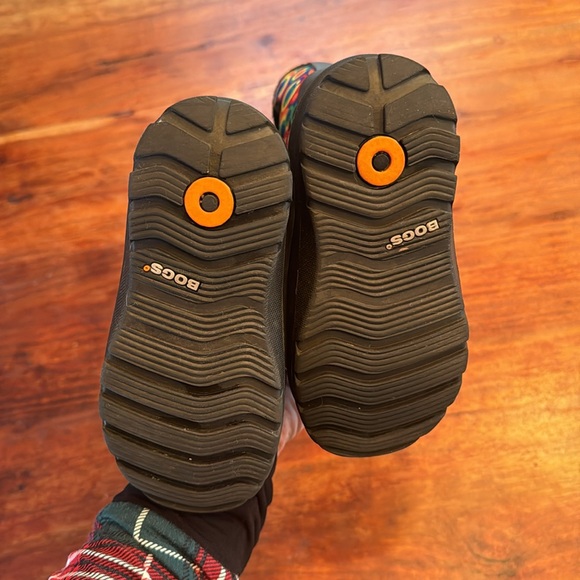 BOGS Neo-Classic Kids’ 3 Season Boots Size 9 - Picture 3 of 5